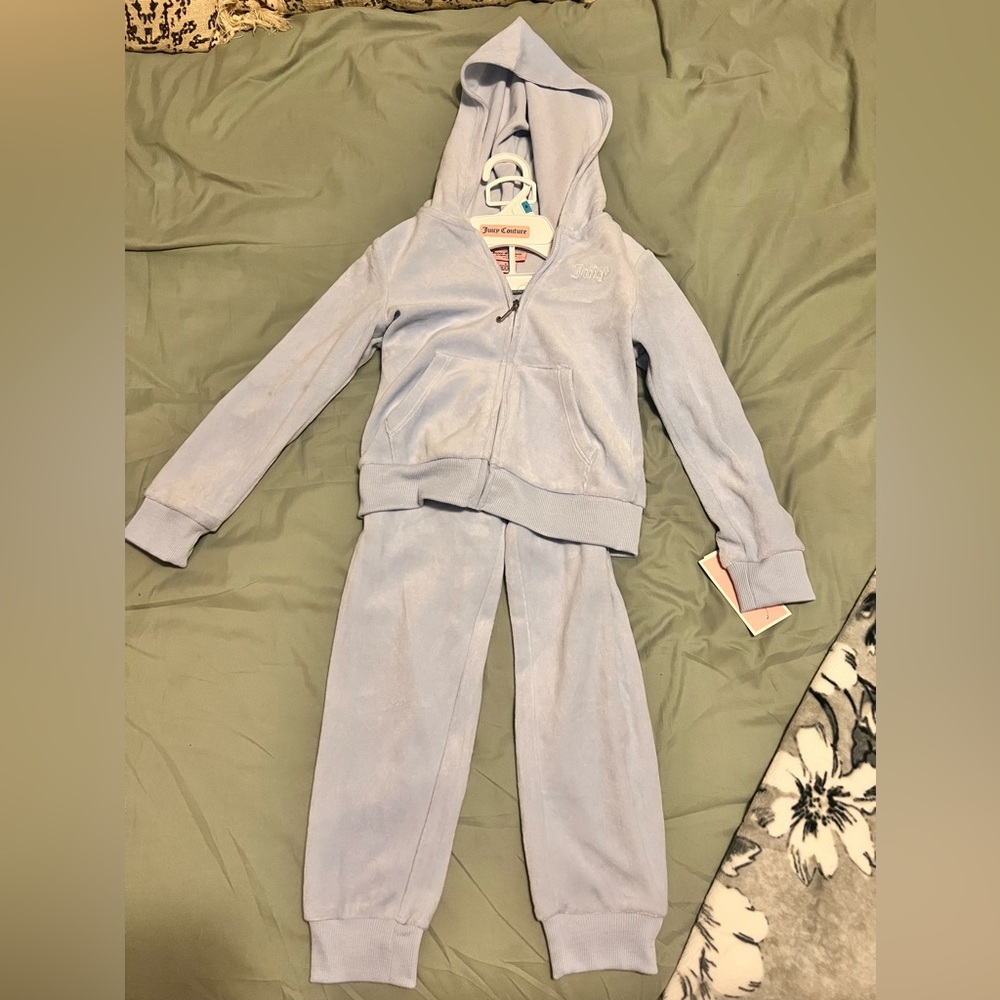 Brand new juicy couture 2pc set size 6